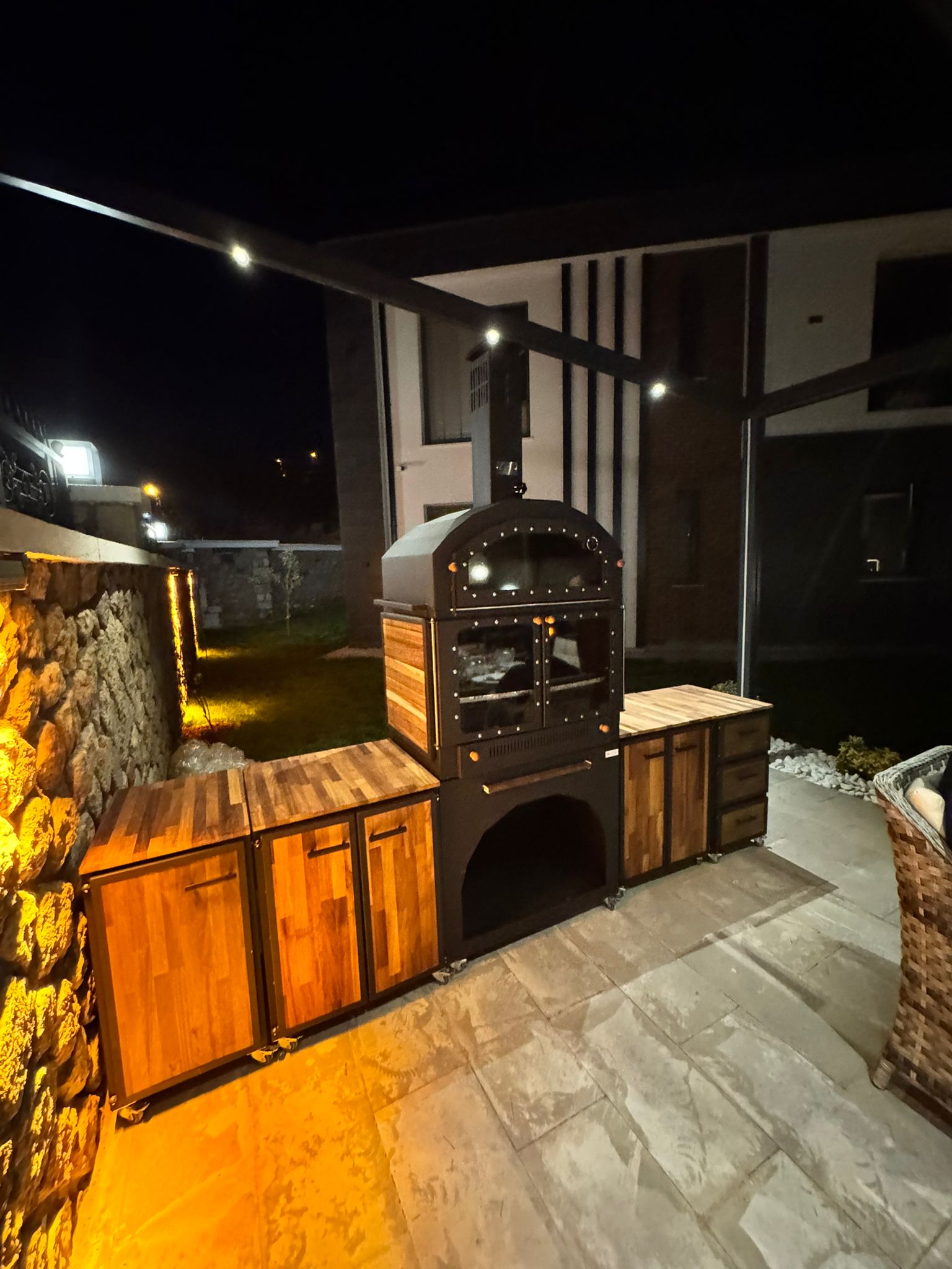 Hangi Barbekü Yakıt Türü Daha İyi? (2026 Karşılaştırma Rehberi)